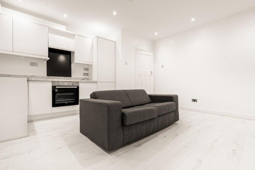 Apartamento 2 Bed In Wembley, Ealing, London Perivale